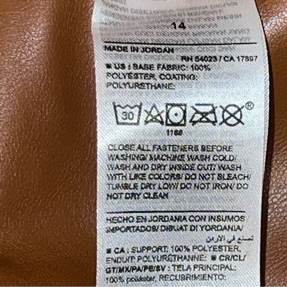 Old Navy faux leather extra high rise skinny pants - Picture 9 of 14